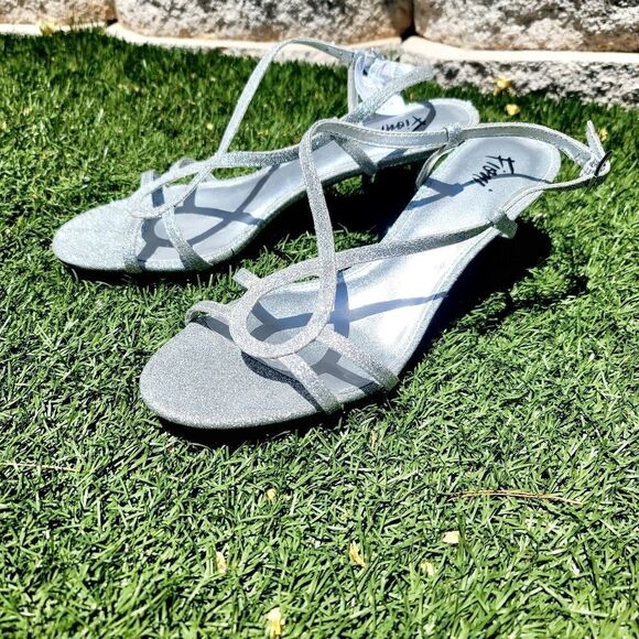 Women's Fioni sparkle criss-cross heels - Picture 2 of 13